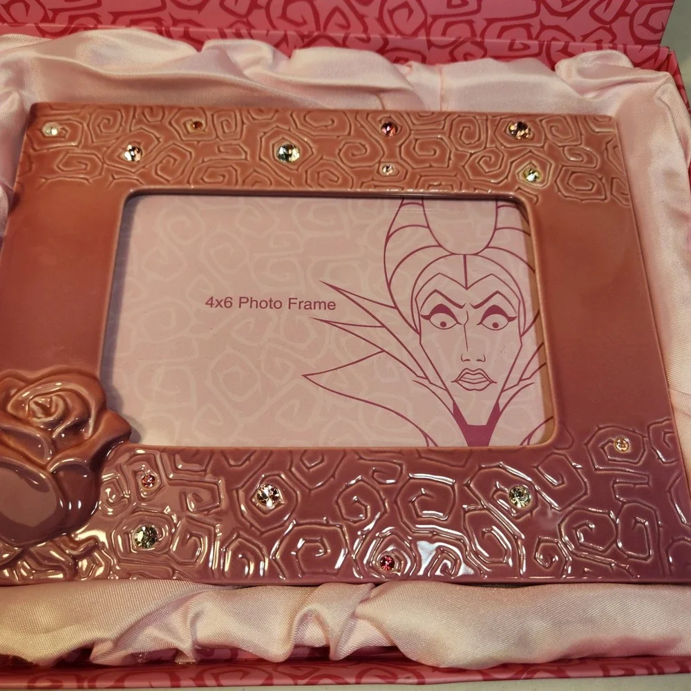 Disney Parks Maleficent 4x6 Ceramic Picture Frame Rhinestone Rose Pink Boxed